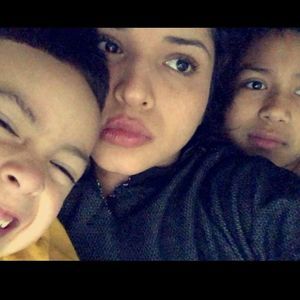 Meet your Posher, Crystal